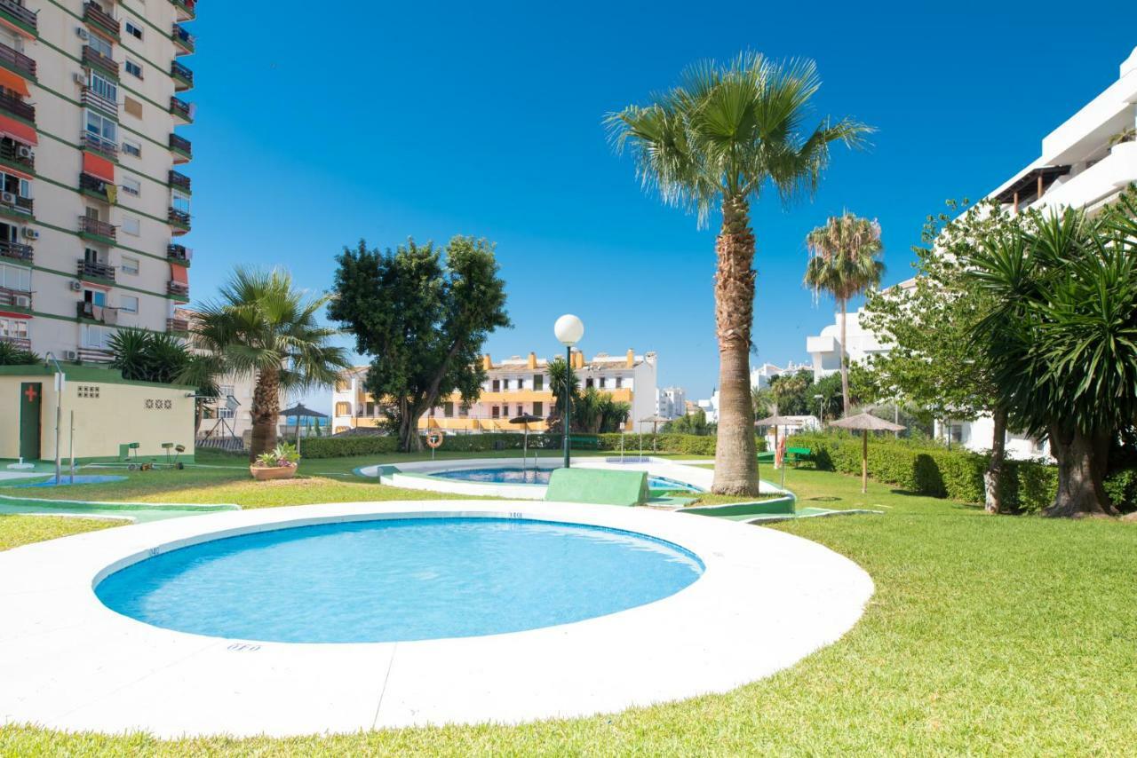 Benalmadena Top Floor Studio Apartment Exterior photo