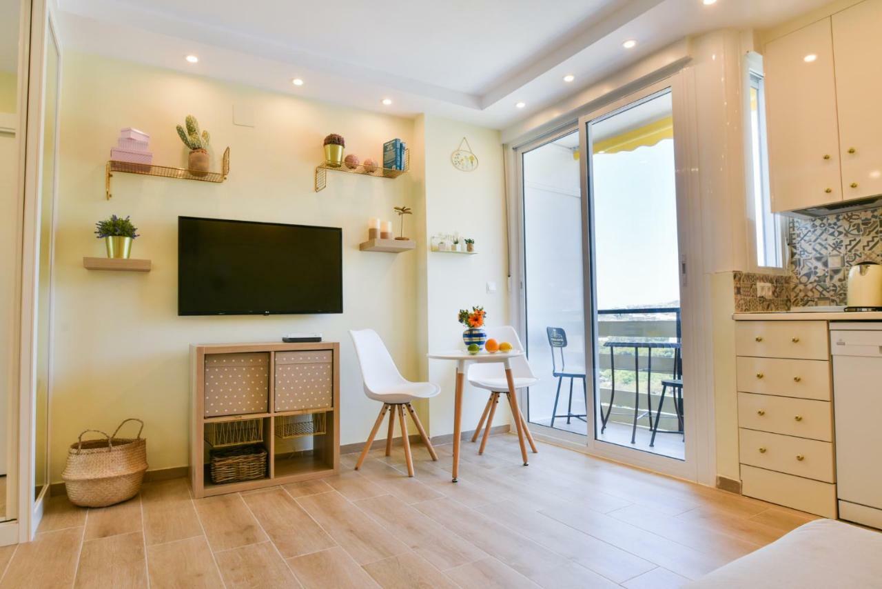 Benalmadena Top Floor Studio Apartment Exterior photo